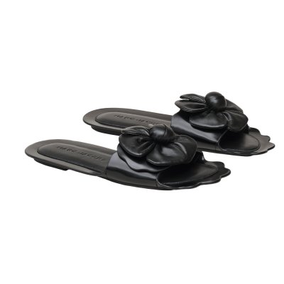 THE DAISY SANDAL
